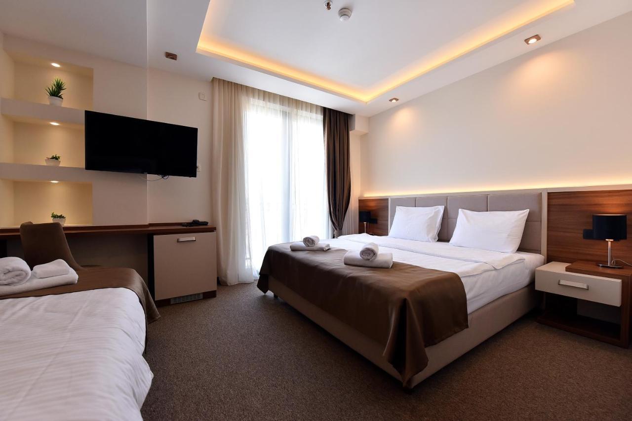 Hotel Lazaro Podgorica Exterior photo
