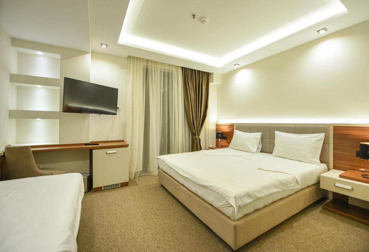 Hotel Lazaro Podgorica Exterior photo